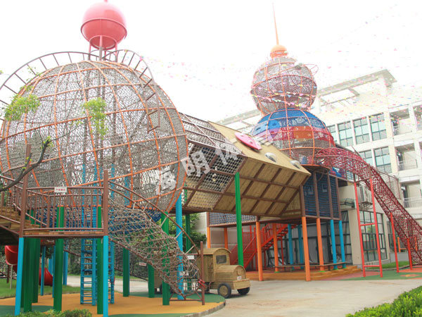 兒童游樂設(shè)施